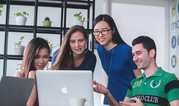 how to resolve Instagram collaboration errors