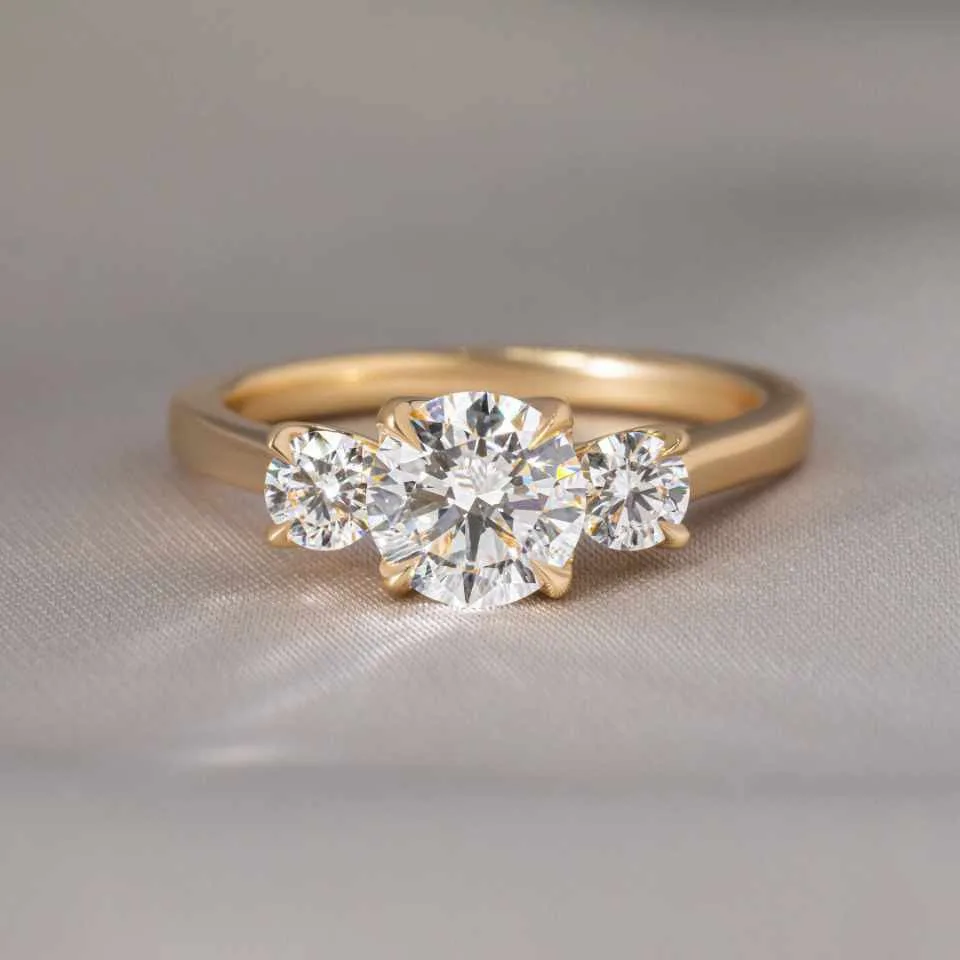 Rose Gold Engagement Ring Set: A Soft and Elegant Option