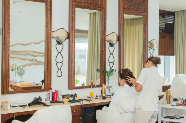 4 Mistakes That Could Drive Clients Away From Salons