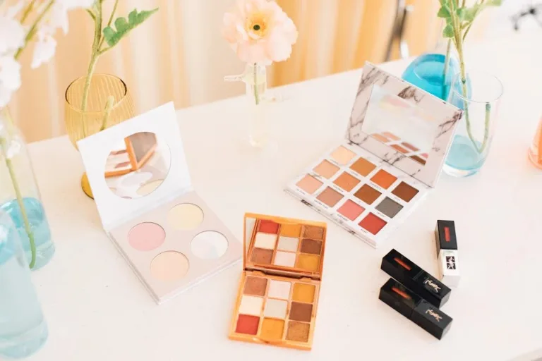 10 Makeup Essentials for Beginners