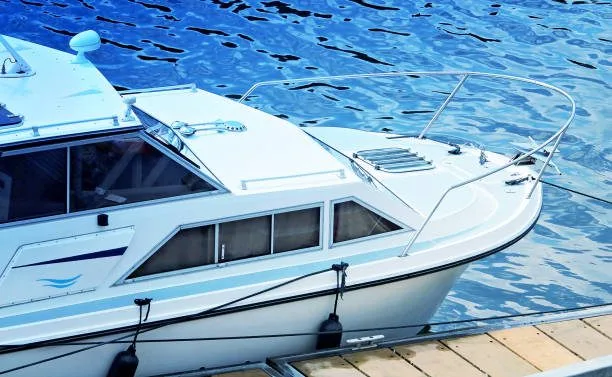 Clear Vinyl Boat Enclosures: Enhancing Comfort and Protection for Boaters