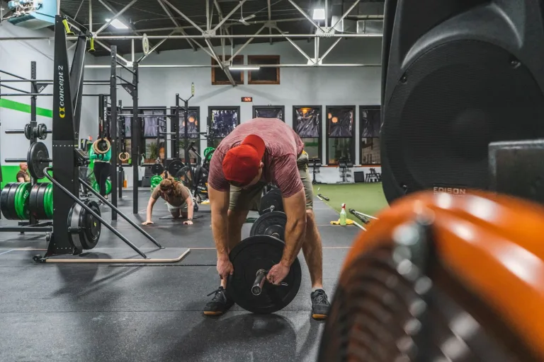 Do I Need Personal Training Experience to Open a Gym Franchise?