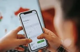 Understanding the Role of Brokers in Financial Markets