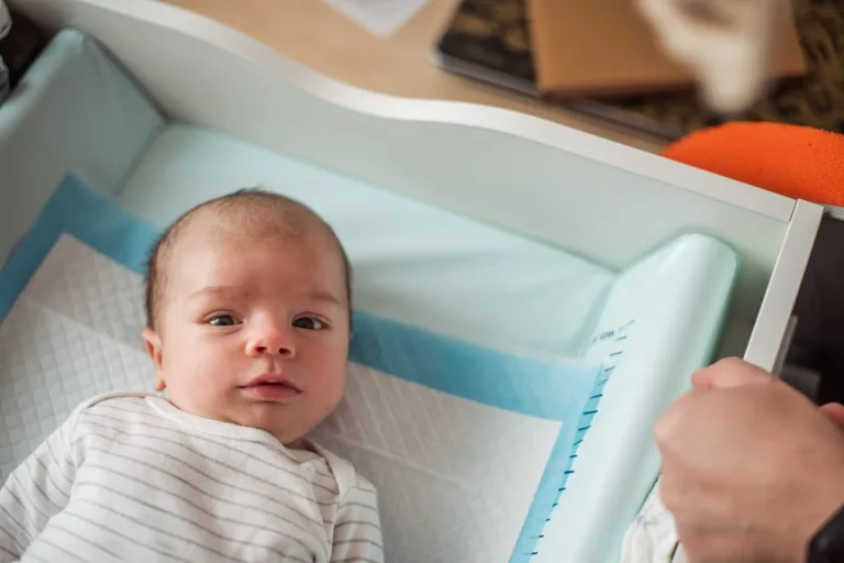 Why Bedside Bassinets Are the New Nursery Essential