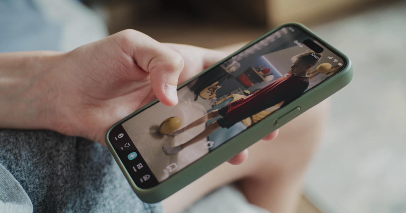 How Social Media Shapes Online Entertainment Trends: From Short-Form Video to Themed Game Communities